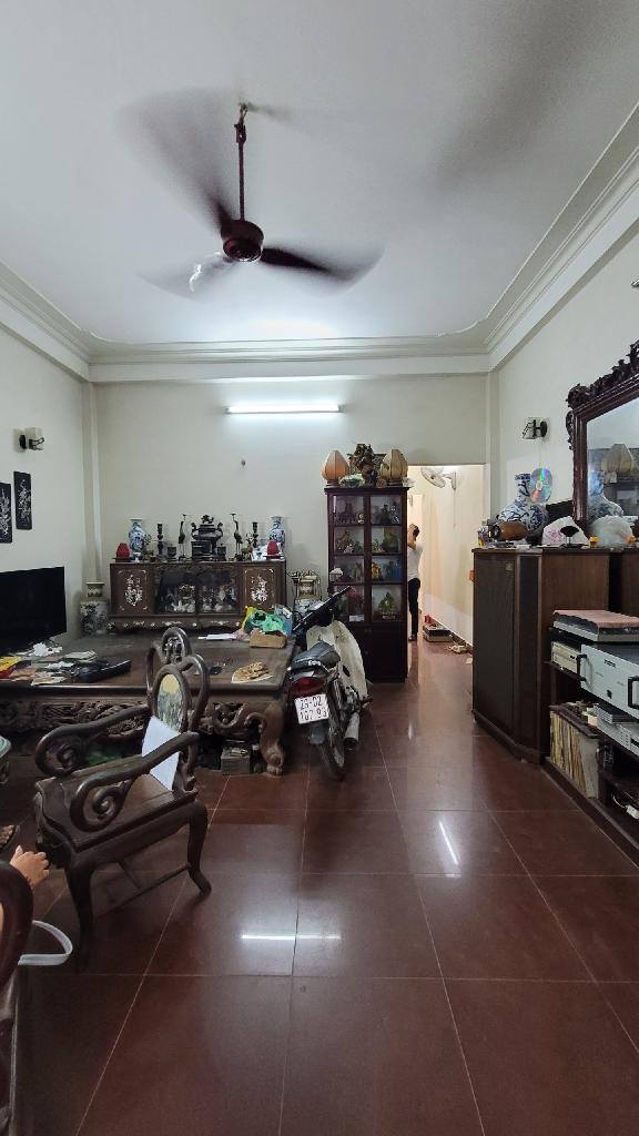 Bán nhà 6 tầng Nam Dư – khung cột bê tông chắc chắn – ô chờ thang máy – 58m² – sổ đỏ chính chủ